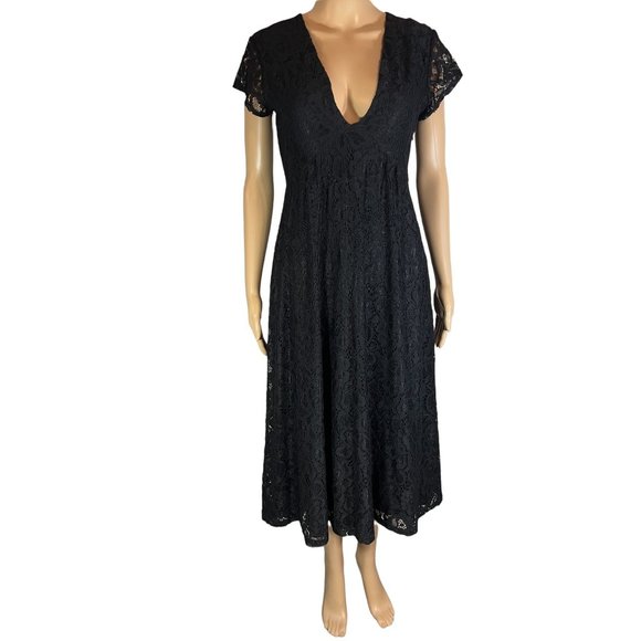 UO Urban Outfitters Imogen Black Lace Midi Dress Size M - Picture 1 of 7